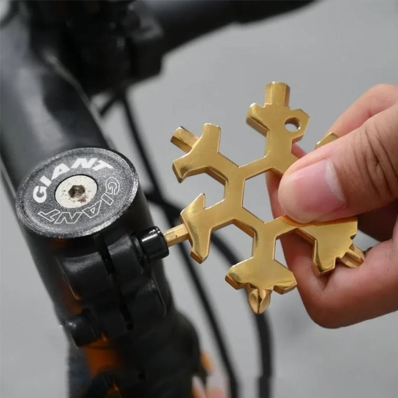 ® 18-in-1 Snowflake Multi-Tool